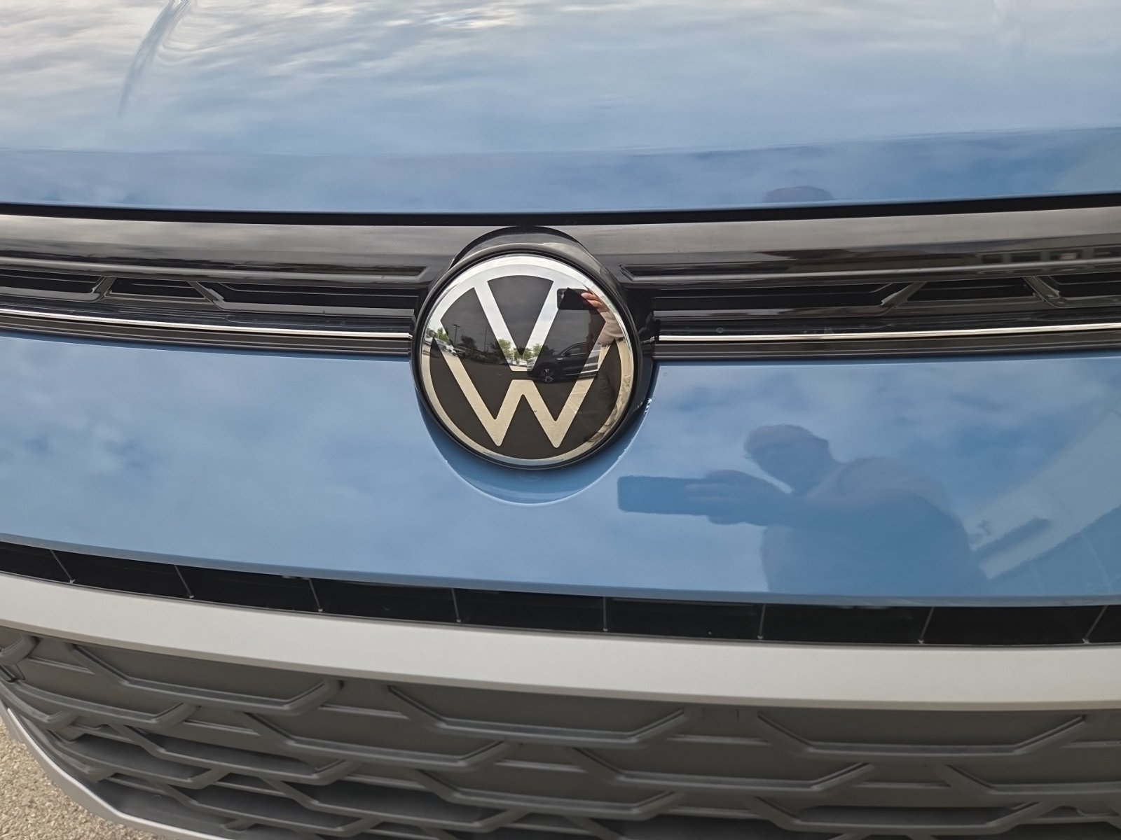 New 2027 Volkswagen Taos S FWD image 6
