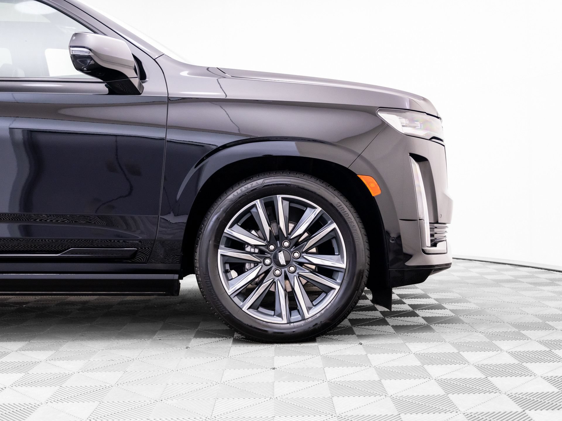 Certified 2024 Cadillac Escalade Sport w/ Touring Package AWD/4WD image 37