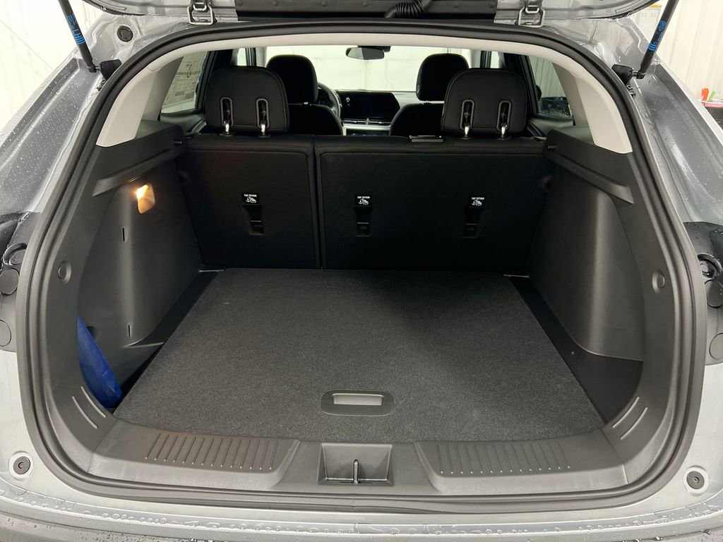 New 2026 Chevrolet Trax LS image 23