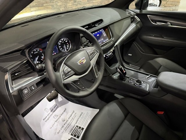 Used 2024 Cadillac XT5 Luxury w/ LPO, Floor Liner Package image 12