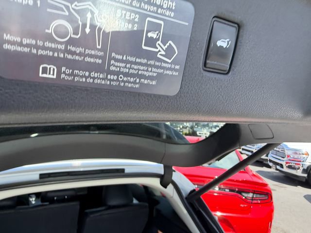 Used 2019 INFINITI QX50 Essential w/ Premium Heat Package AWD/4WD image 28