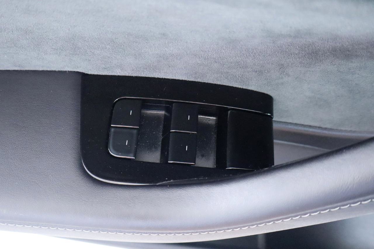 Used 2018 Tesla Model 3 Long Range RWD image 25