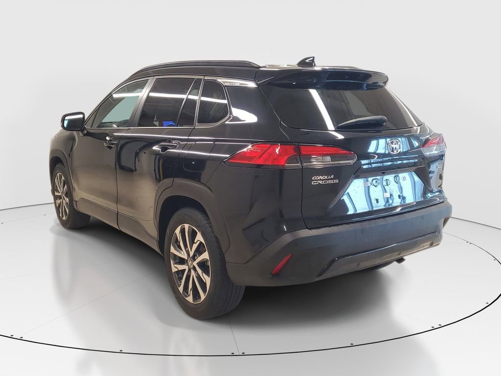 Certified 2023 Toyota Corolla Cross XLE w/ Convenience Package image 5