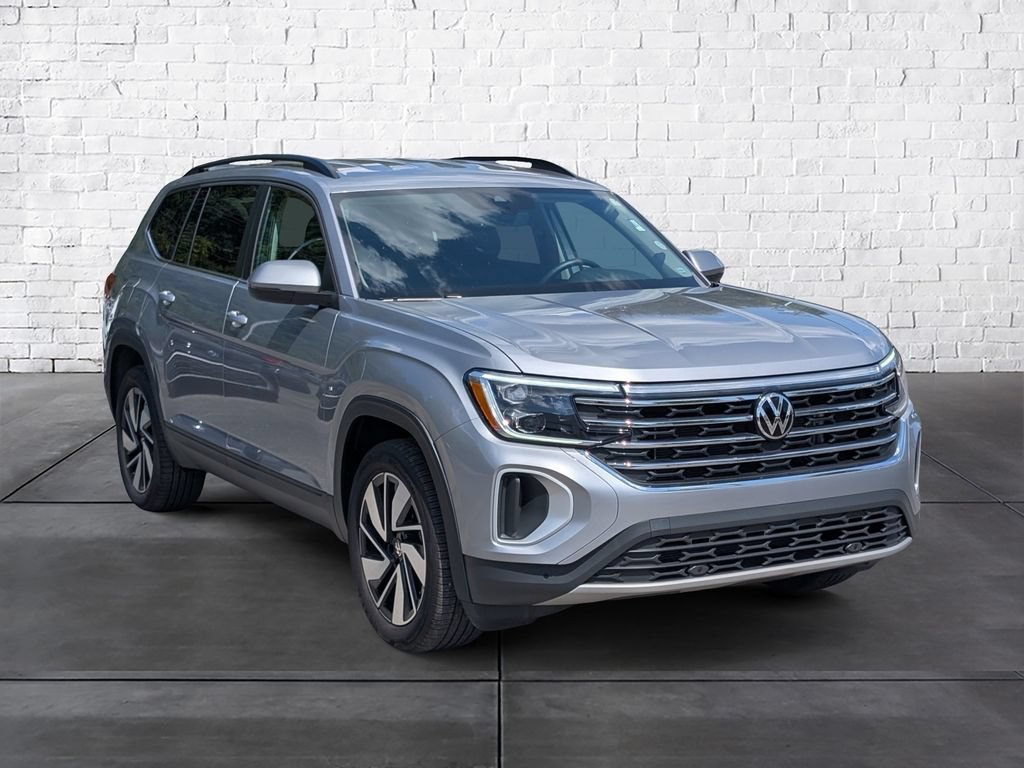 Used 2026 Volkswagen Atlas SE AWD/4WD image 1