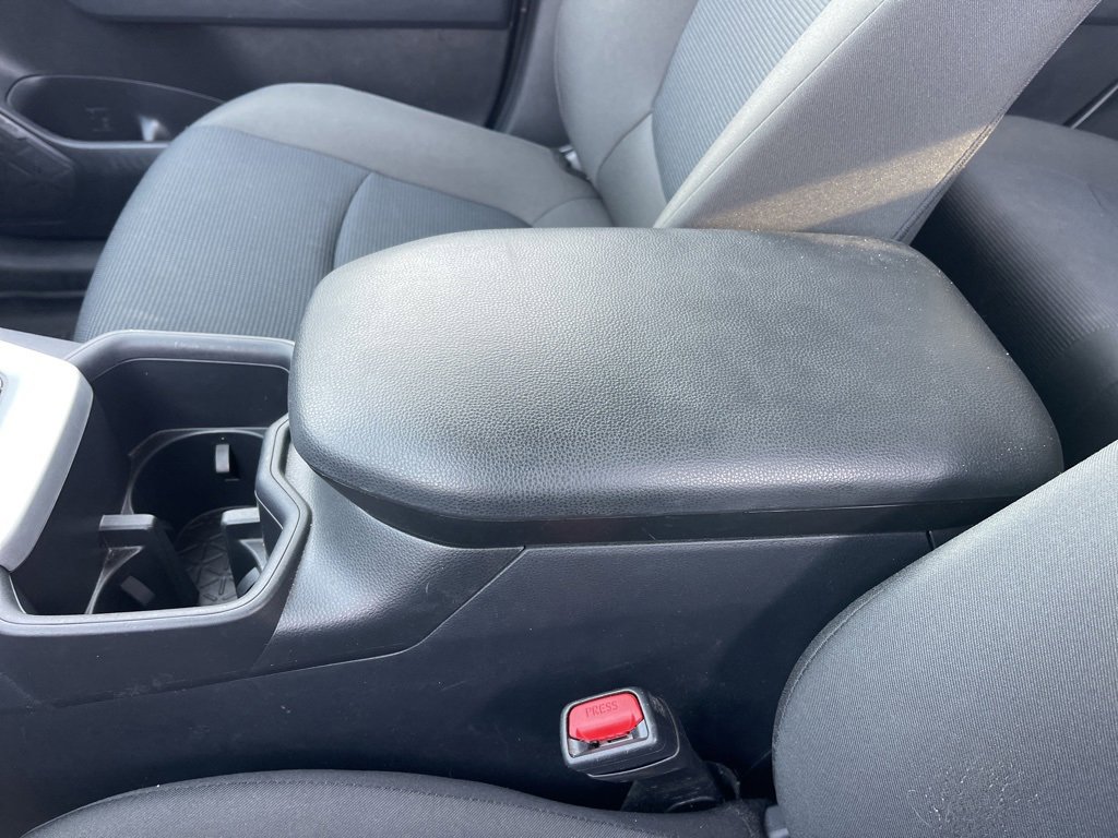 Used 2025 Toyota RAV4 LE image 17