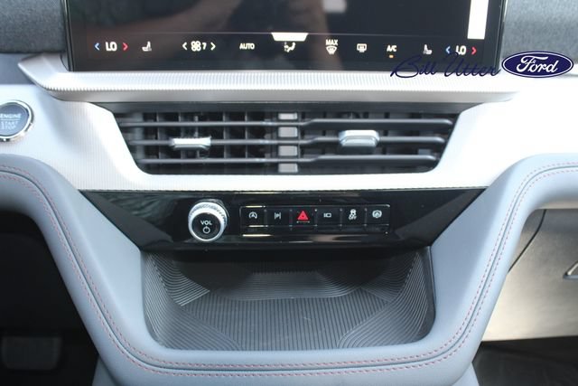 New 2027 Ford Explorer Active RWD image 13