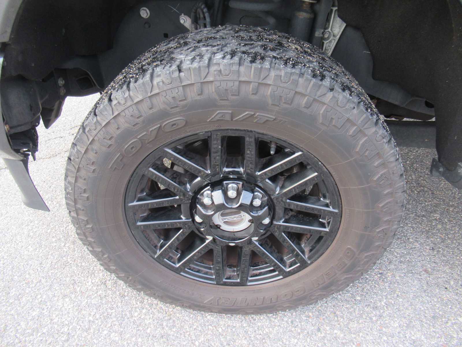 Used 2020 Ford F250 Lariat image 10