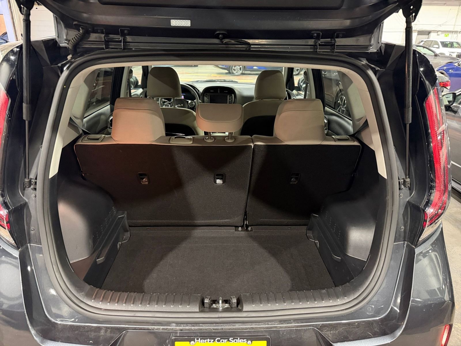 Used 2025 Kia Soul LX w/ LX Technology Package image 25