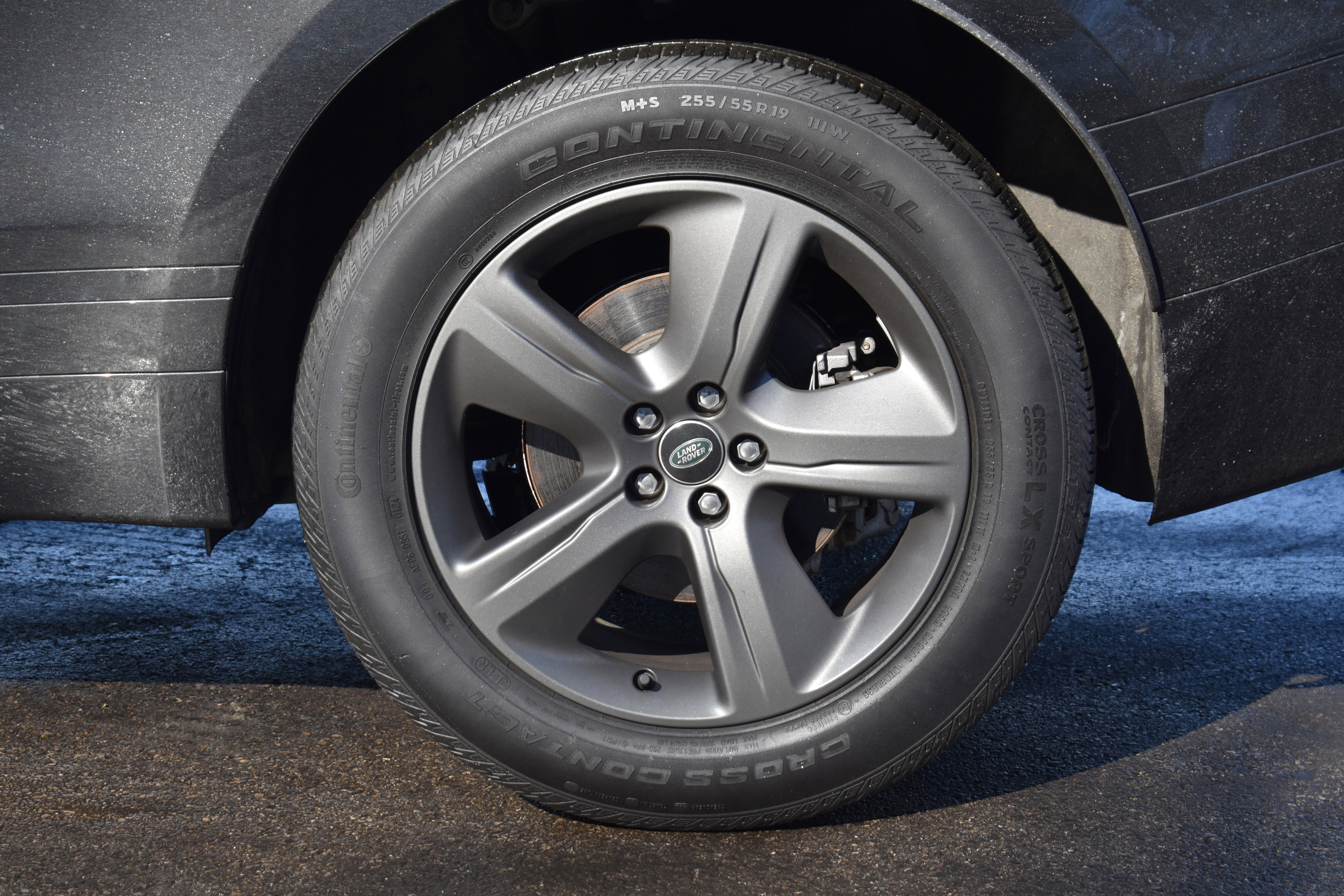 Used 2025 Land Rover Range Rover Velar Dynamic SE image 38