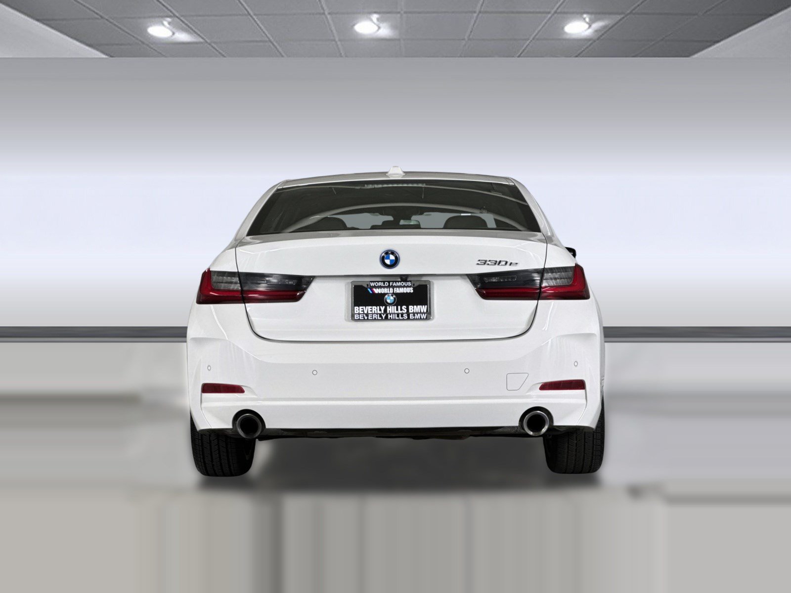 Used 2023 BMW 330e w/ Premium Package RWD image 9