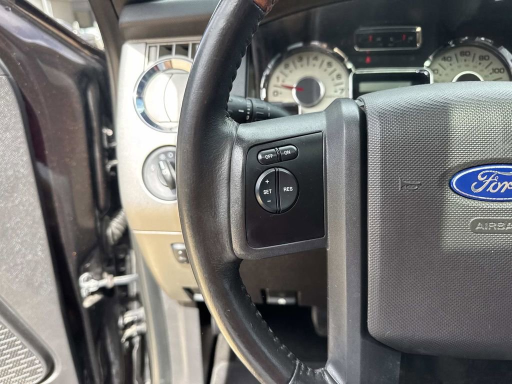 Used 2014 Ford Expedition EL King Ranch RWD image 24