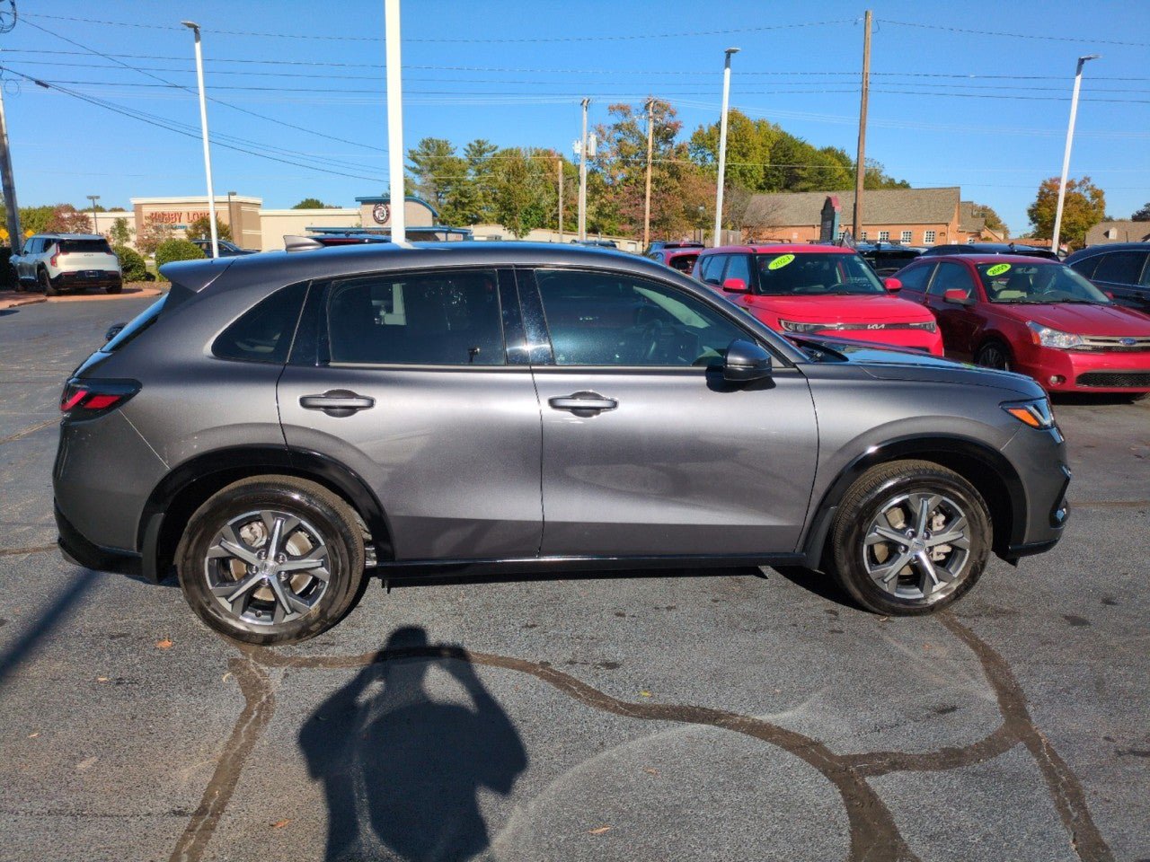 Used 2024 Honda HR-V EX-L image 4