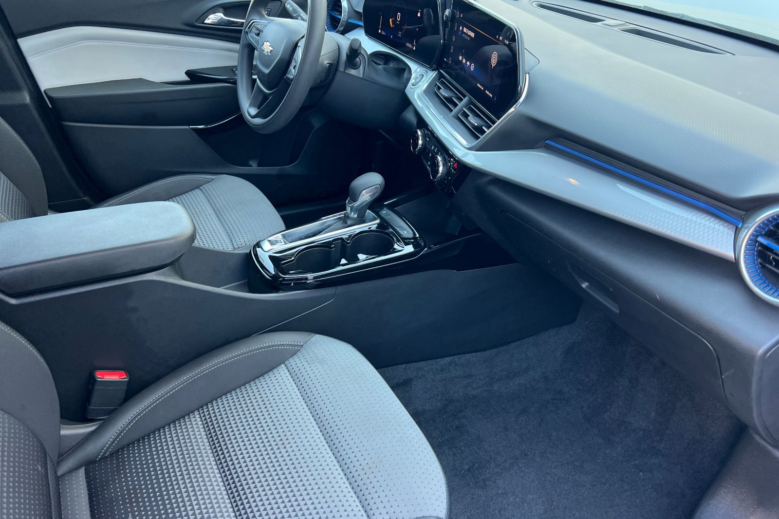 Certified 2024 Chevrolet Trax LT image 16