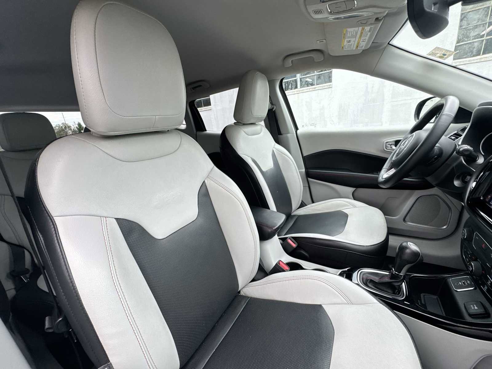 Used 2019 Jeep Compass Limited image 17