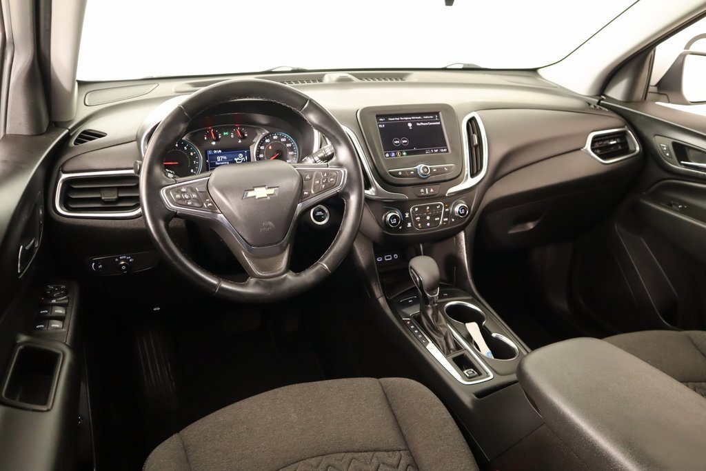Used 2024 Chevrolet Equinox LT image 2