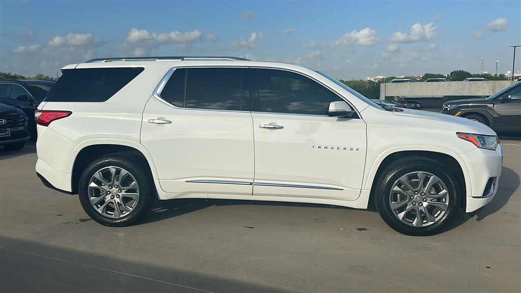 Used 2019 Chevrolet Traverse Premier w/ Driver Confidence II Package image 14