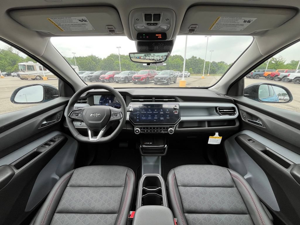 New 2027 Chevrolet Bolt RS w/ Technology Package FWD image 22