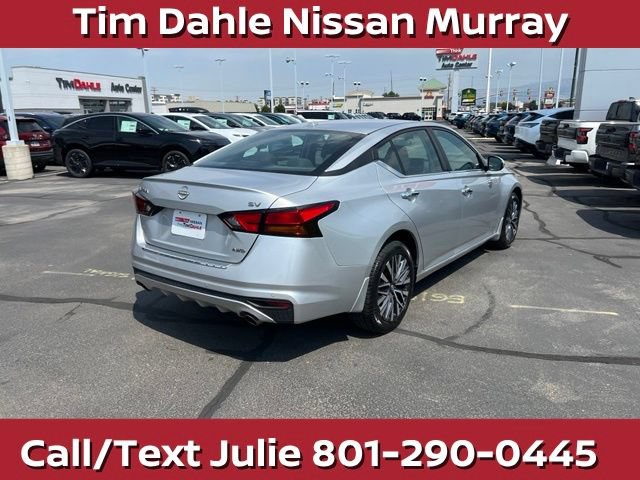 Used 2023 Nissan Altima 2.5 SV w/ SV Premium Package AWD/4WD image 11