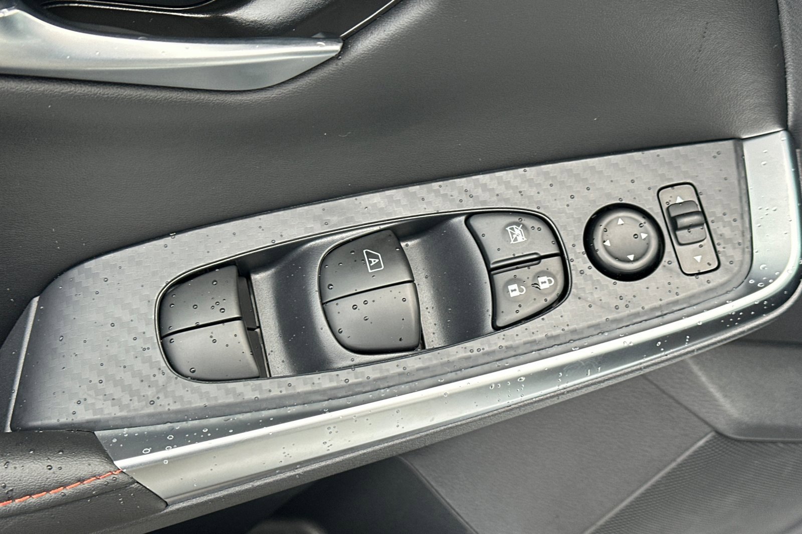 New 2025 Nissan Sentra SR image 13