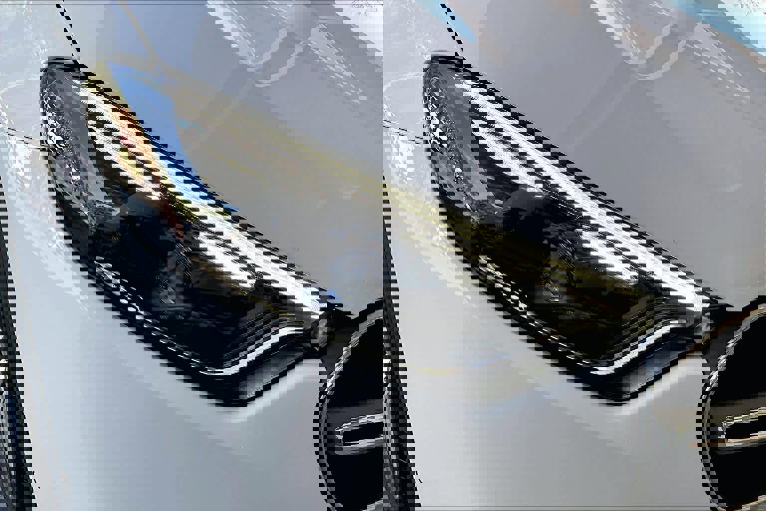 Used 2025 Mercedes-Benz GLC 300 4MATIC image 28