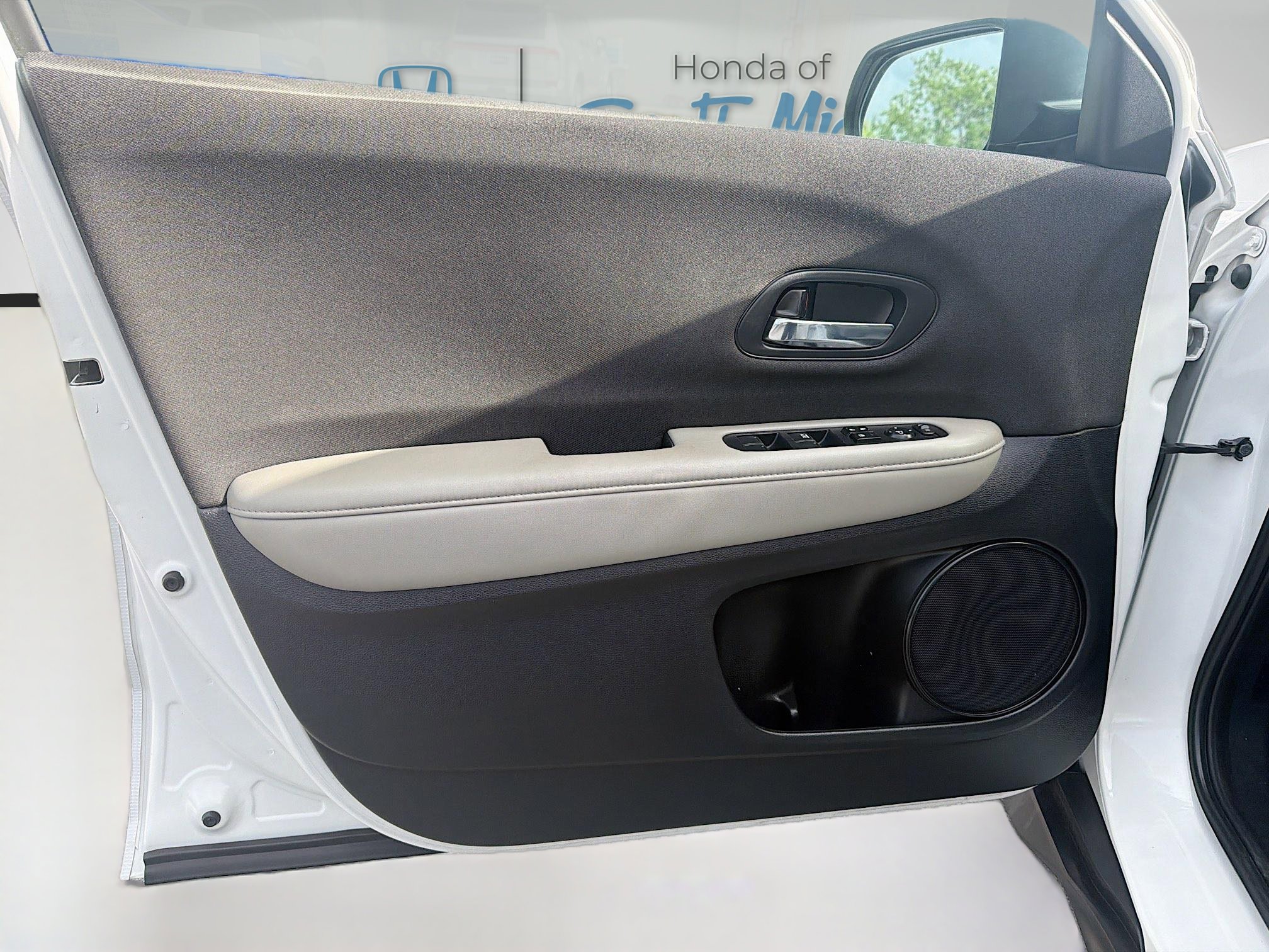 Used 2021 Honda HR-V LX image 20