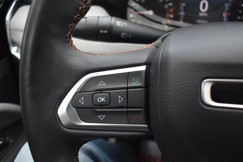 Used 2022 Jeep Compass Limited w/ Sun and Sound Group AWD/4WD image 17