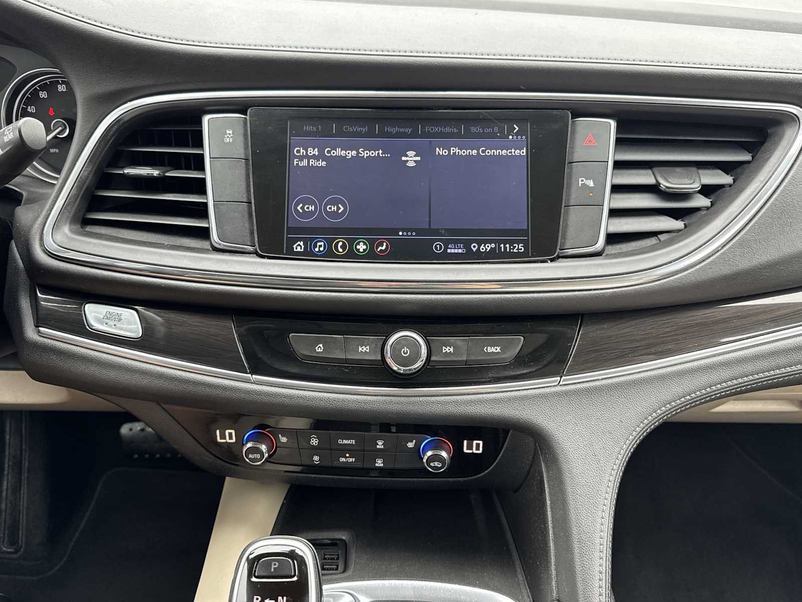 Used 2020 Buick Enclave Essence FWD image 38