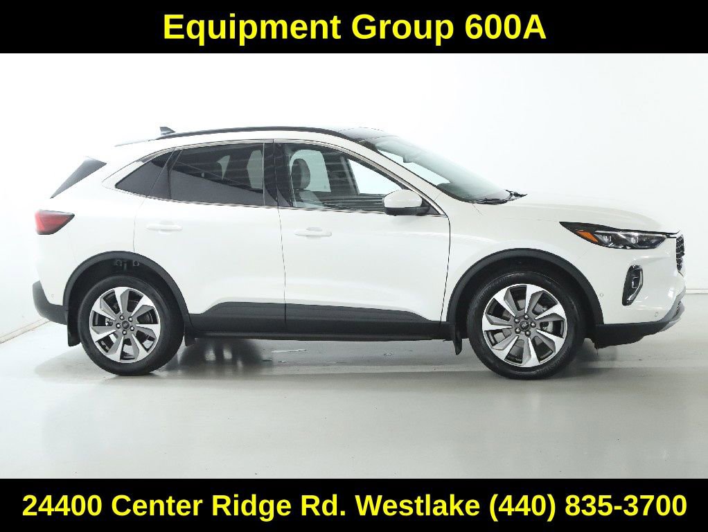 Used 2023 Ford Escape Platinum w/ Premium Technology Package AWD/4WD image 11