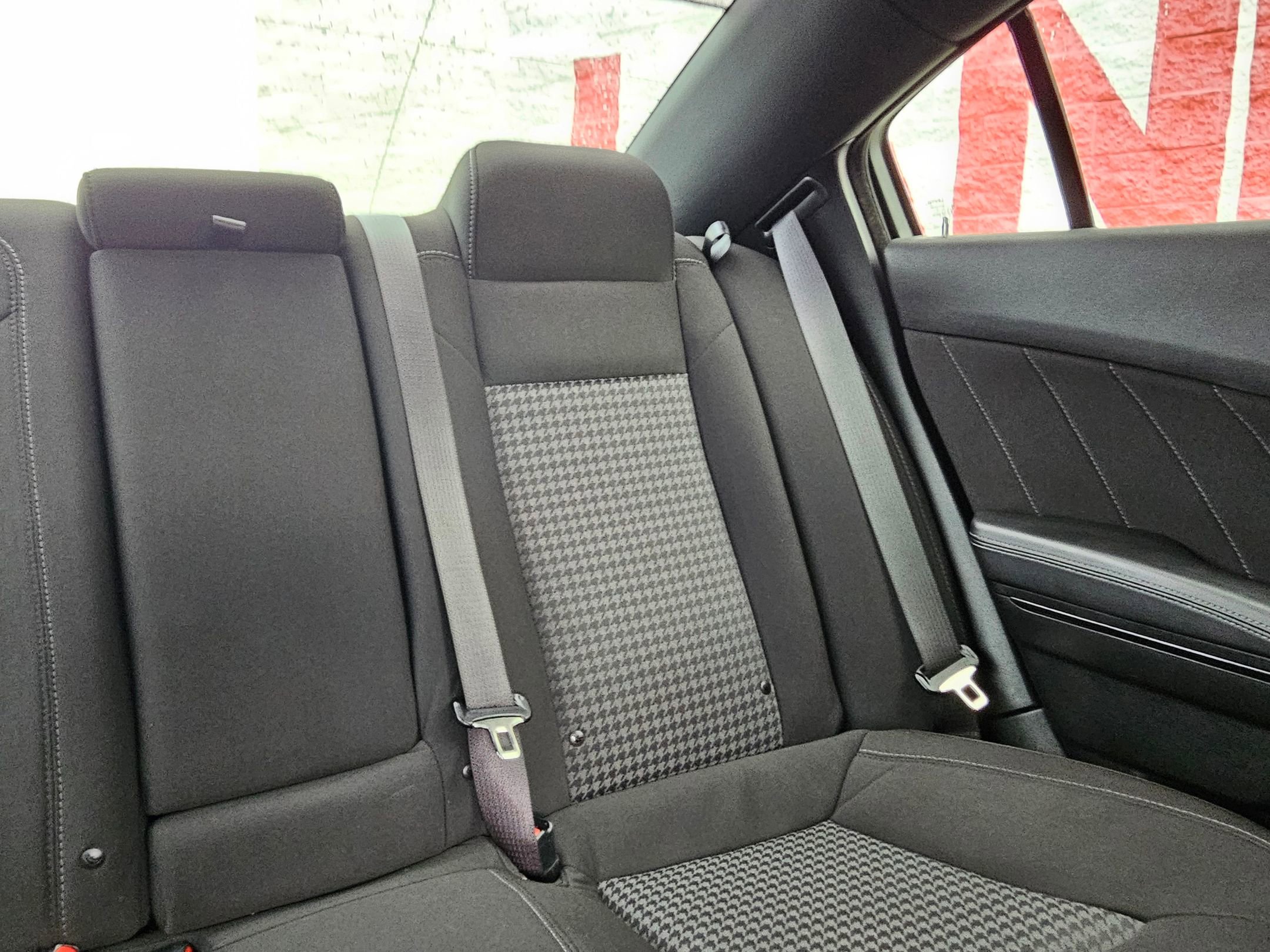 Used 2023 Dodge Charger R/T w/ Blacktop Package image 27