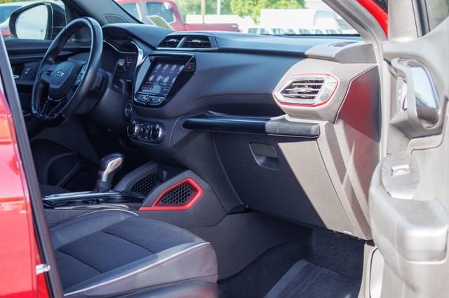 Certified 2021 Chevrolet TrailBlazer RS w/ Convenience Package AWD/4WD image 20