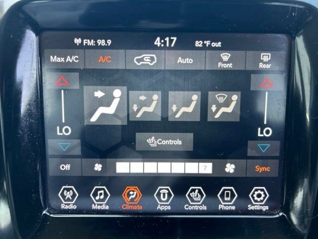 Used 2019 Jeep Compass Limited AWD/4WD image 23