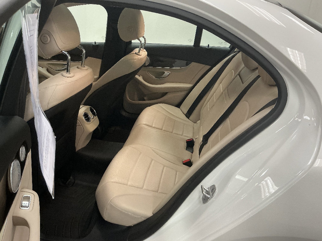 Used 2016 Mercedes-Benz C 300 4MATIC Sedan image 22