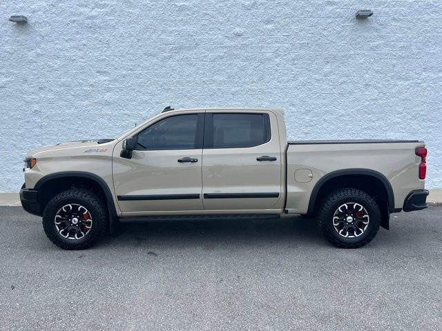 Used 2022 Chevrolet Silverado 1500 ZR2 w/ Technology Package image 3