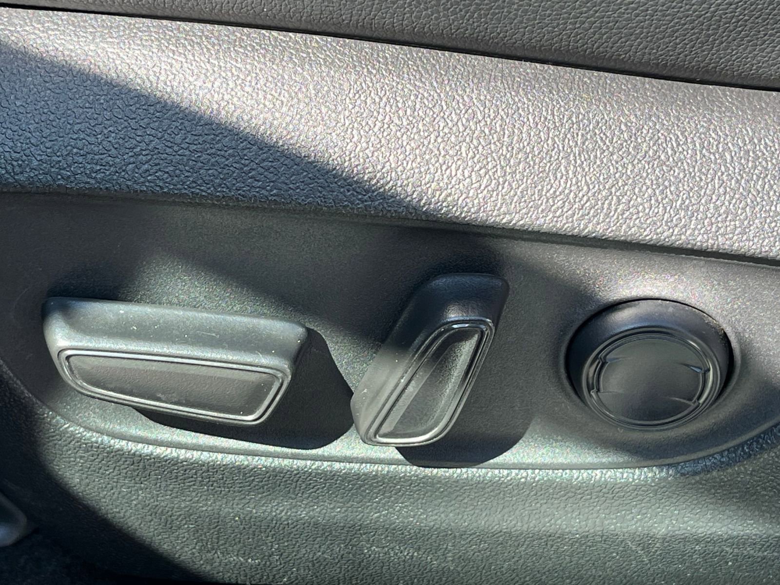 Used 2024 Toyota Highlander XSE image 22