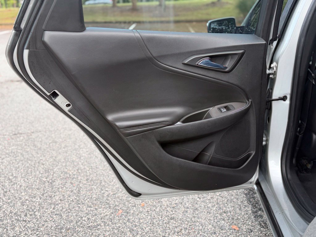 Used 2016 Chevrolet Malibu LT w/ Leather Package FWD image 12