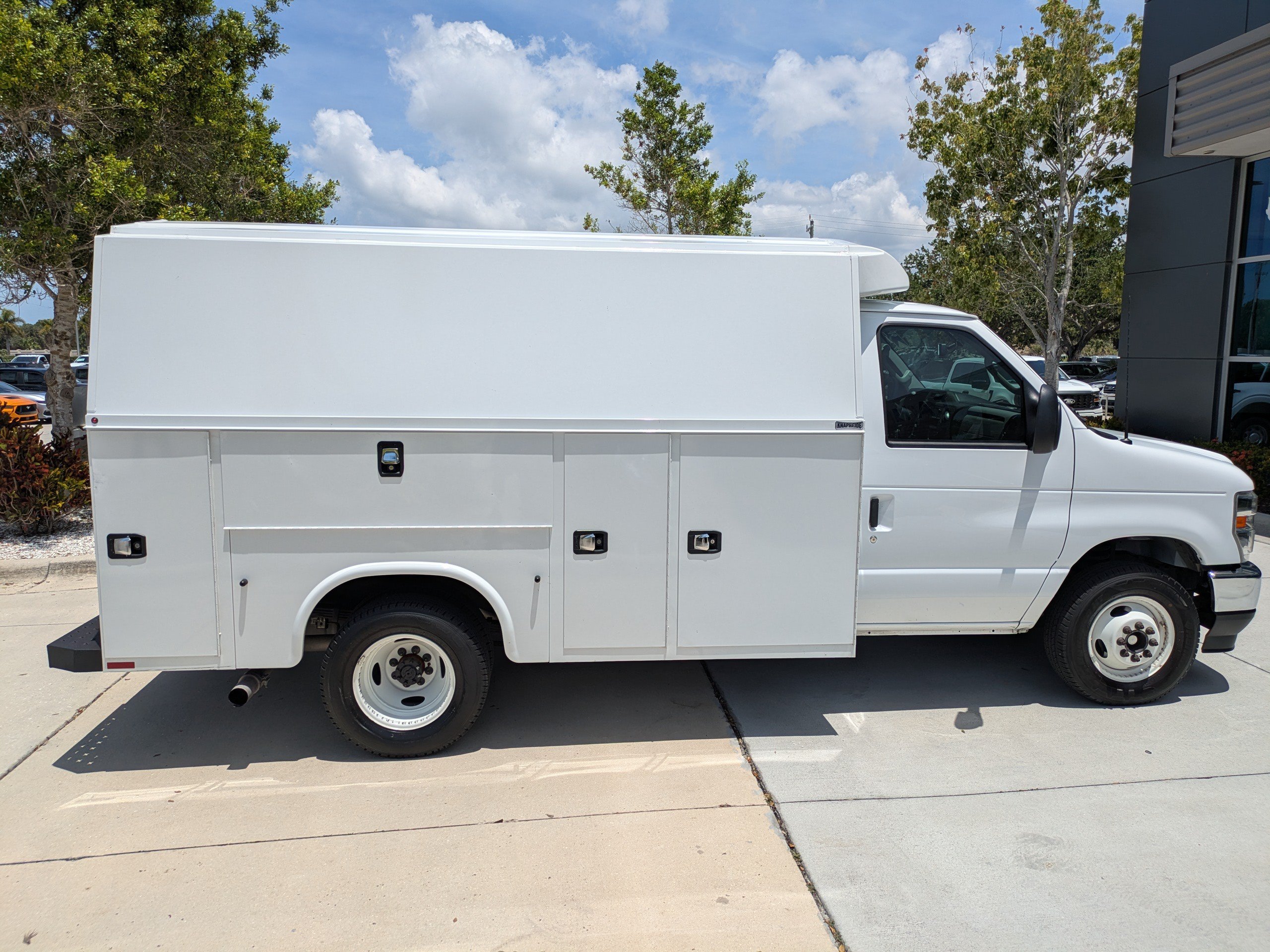 Certified 2025 Ford E-350 and Econoline 350 Super Duty w/ Power Equipment Group RWD image 3