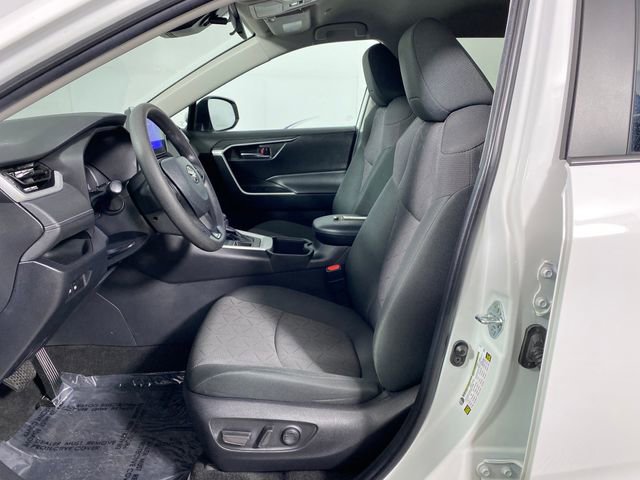 Used 2023 Toyota RAV4 XLE image 12