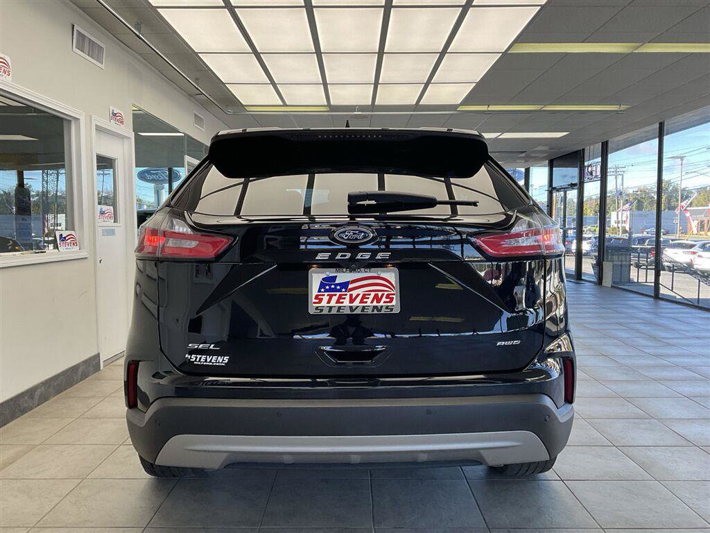 Used 2023 Ford Edge SEL w/ Convenience Package AWD/4WD image 6