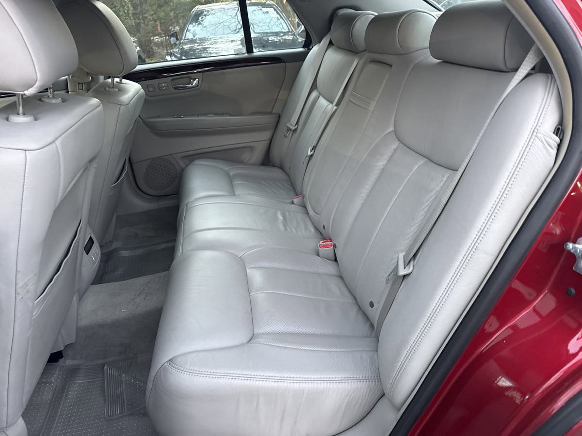 Used 2009 Cadillac DTS image 6