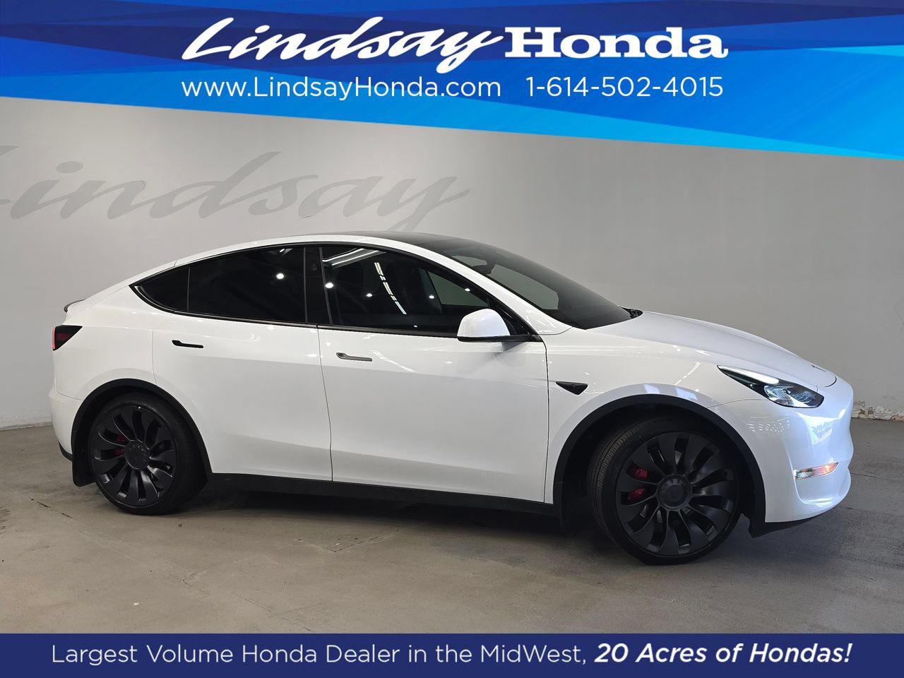 Used 2024 Tesla Model Y Performance AWD/4WD image 3
