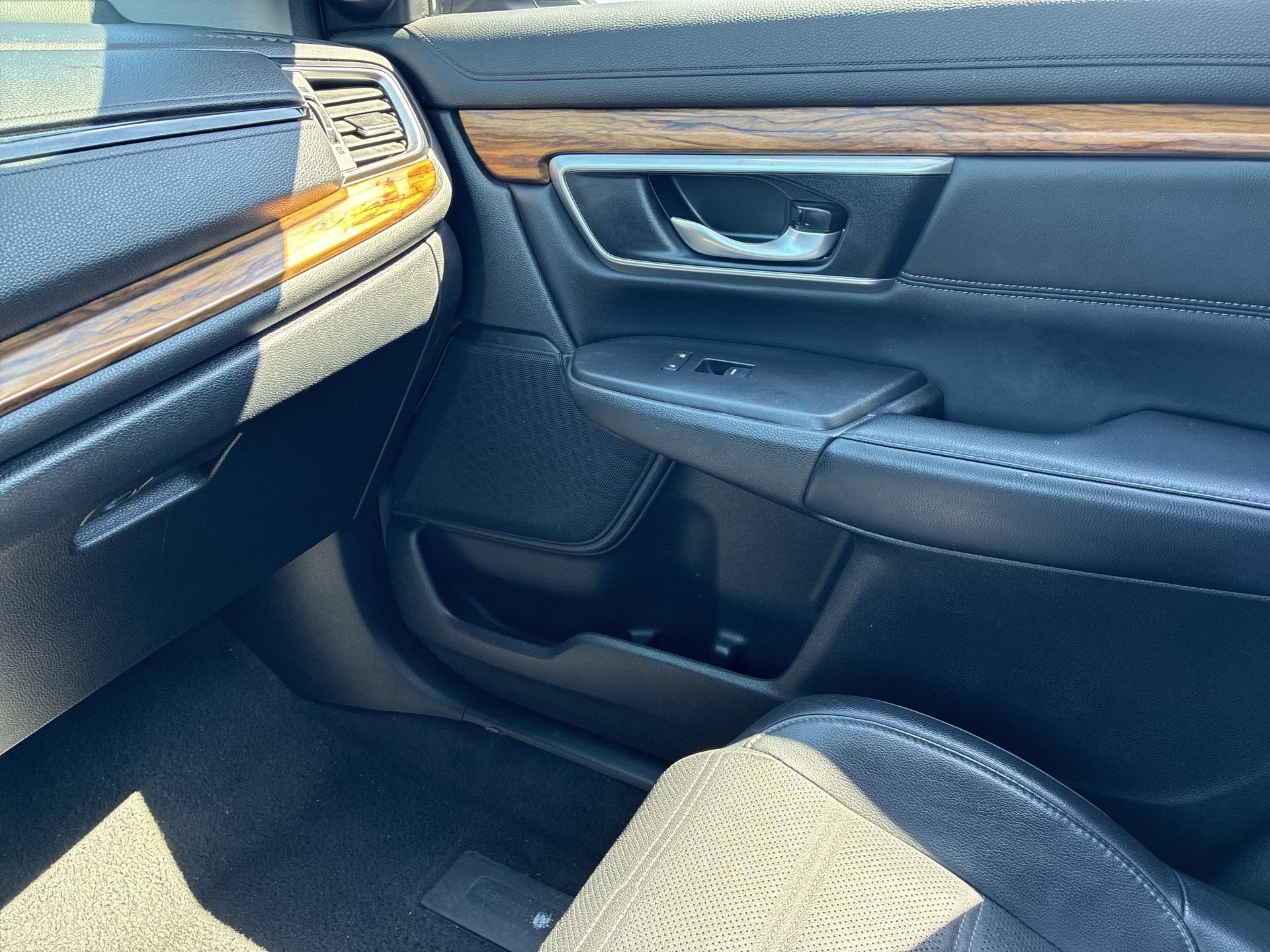 Certified 2020 Honda CR-V Touring image 33