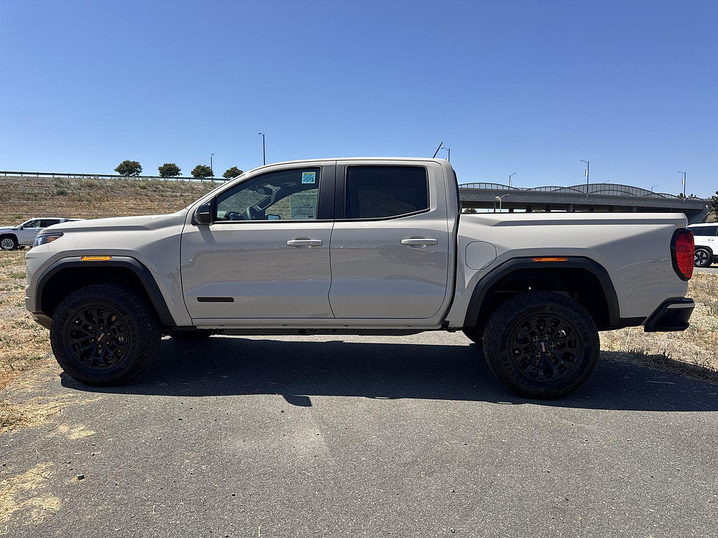 New 2026 GMC Canyon Elevation w/ LPO, Black Badging Package RWD image 5