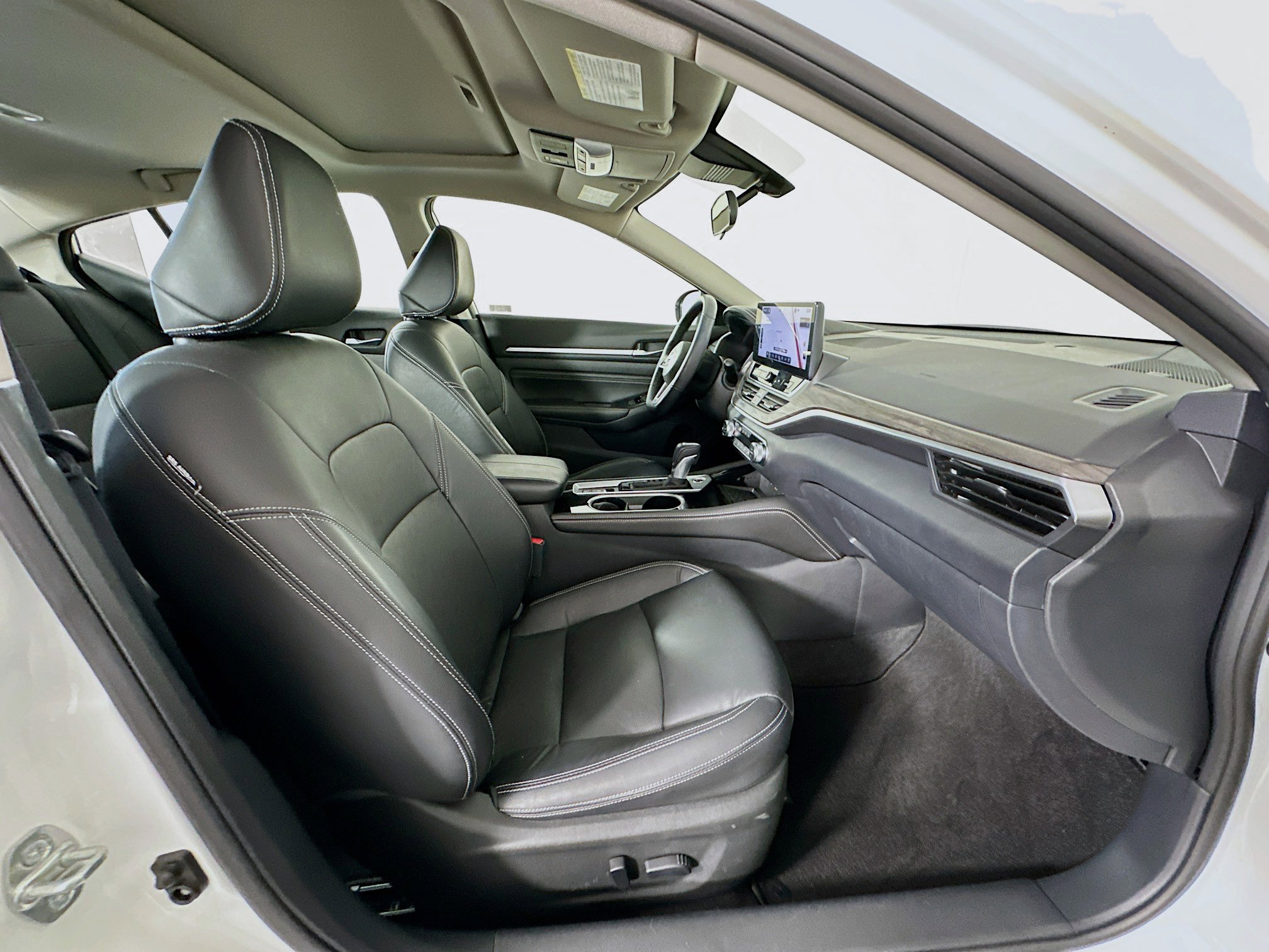 Used 2023 Nissan Altima 2.5 SL image 30