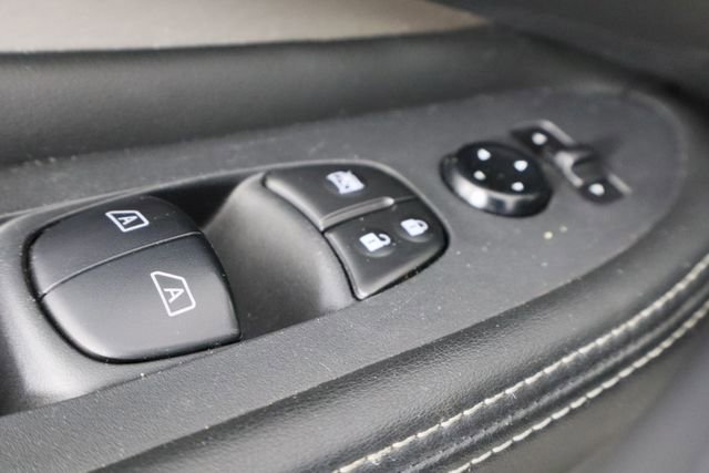 Used 2023 Nissan Murano SV AWD/4WD image 20