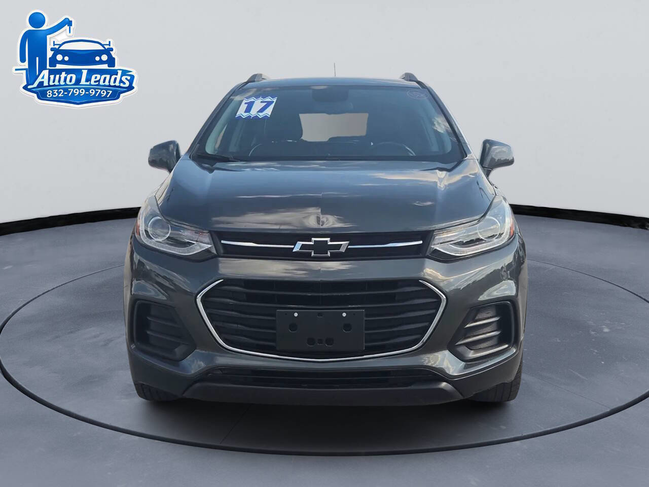 Used 2017 Chevrolet Trax LT w/ LT Convenience Package AWD/4WD image 4