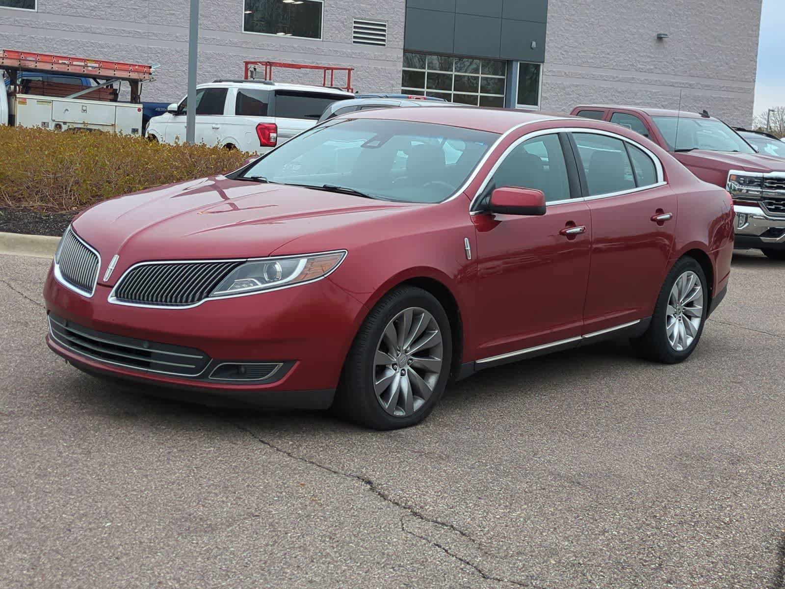 Used 2013 Lincoln MKS FWD image 4