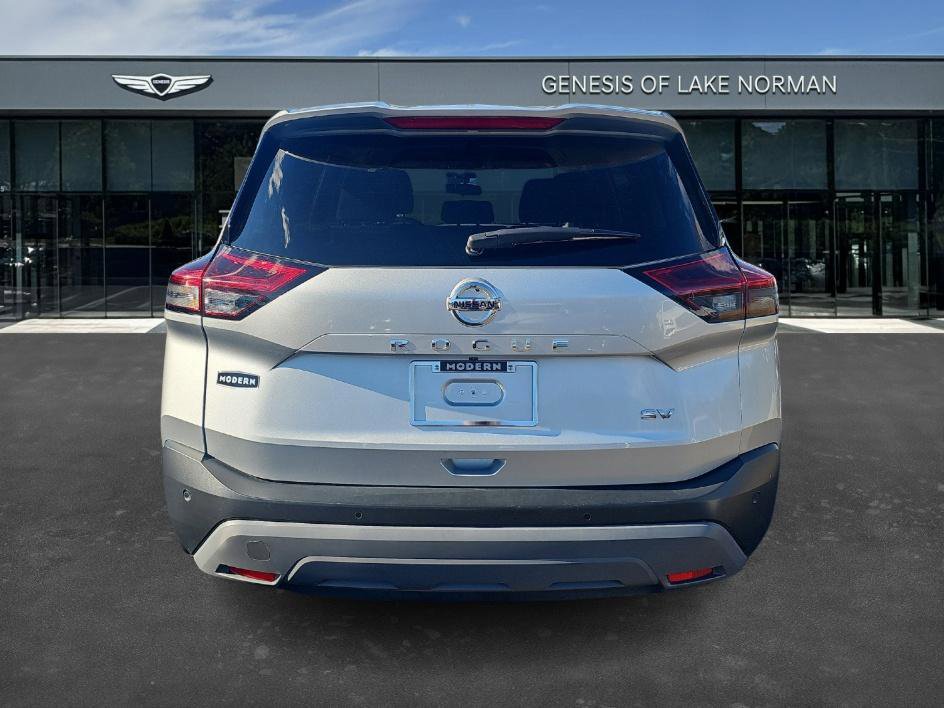 Used 2021 Nissan Rogue SV image 8