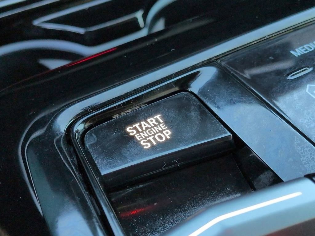 Certified 2024 BMW 530i xDrive w/ Premium Package image 29