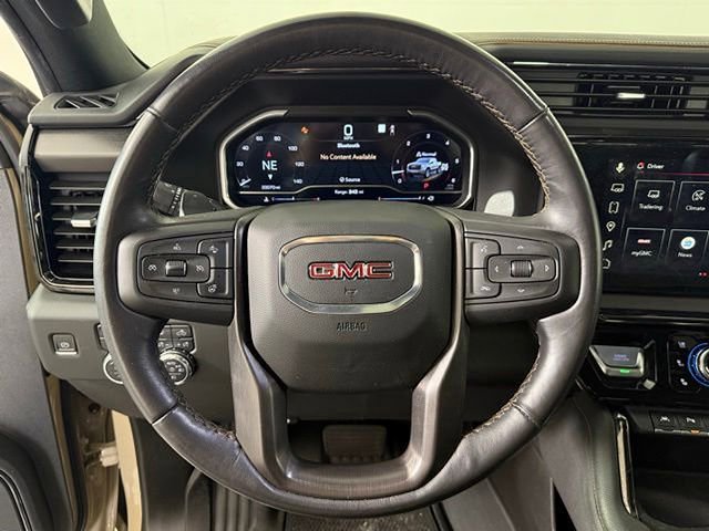 Used 2023 GMC Sierra 1500 AT4 w/ AT4 Premium Package AWD/4WD image 37