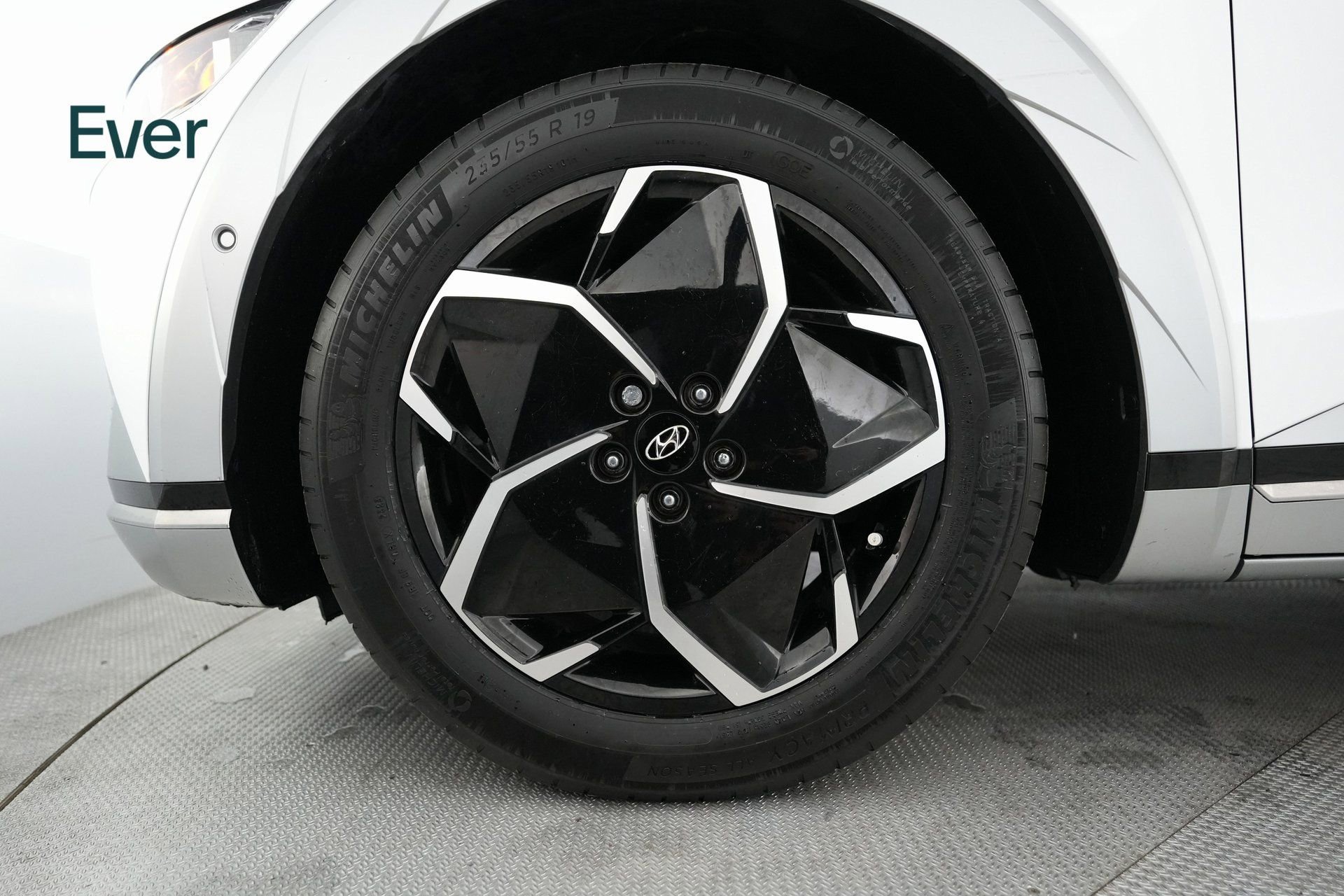 Used 2024 Hyundai Ioniq 5 Limited image 20